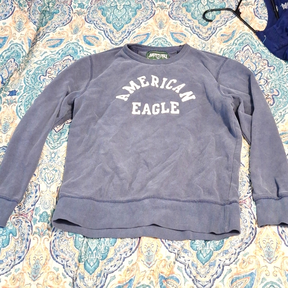 American Eagle Crew Neck Sweatshirt size Small